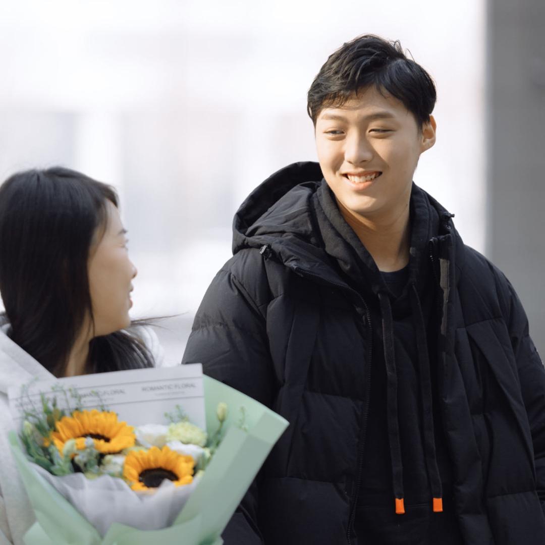 爱笑男孩
