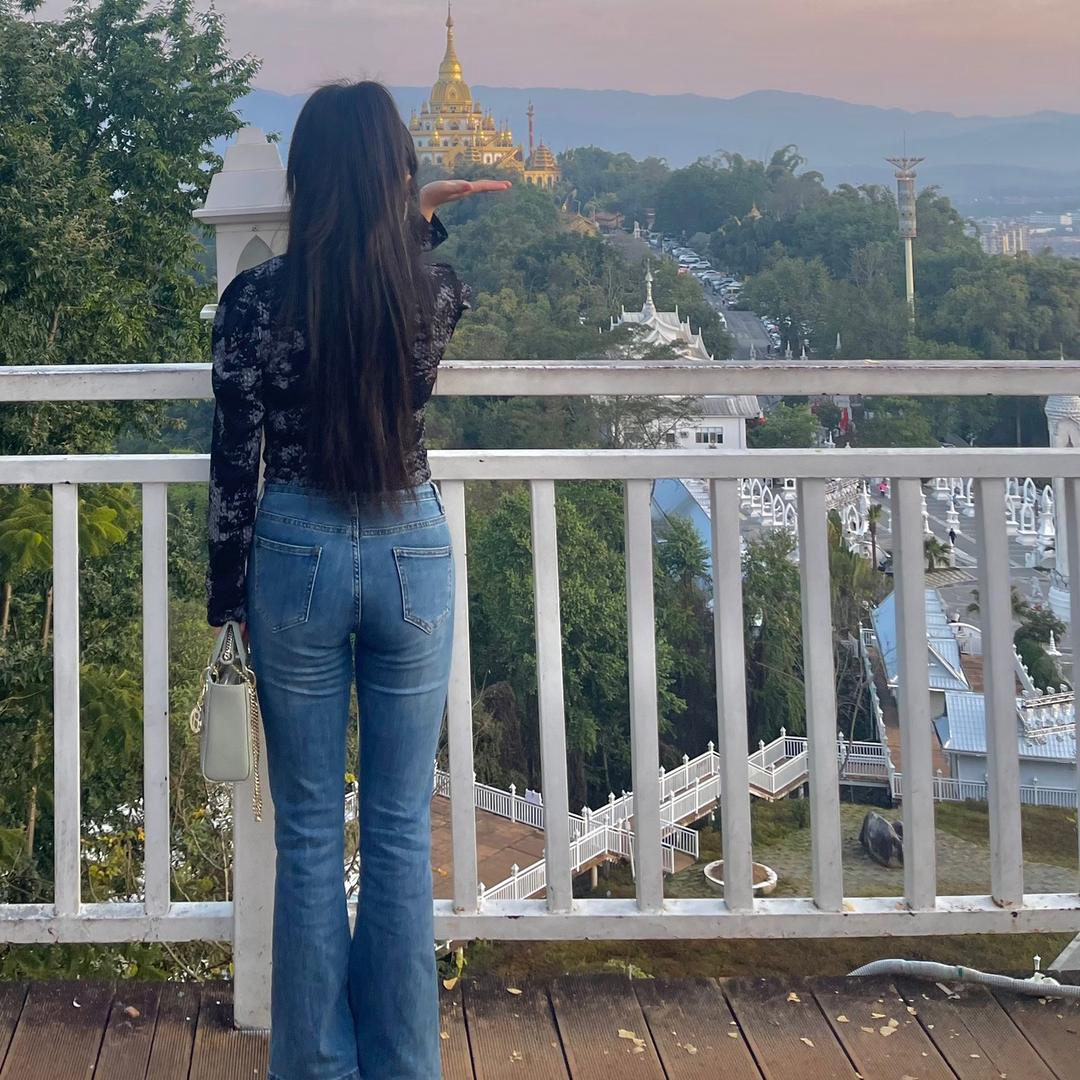 成都尊毅鞋类销售有限公司