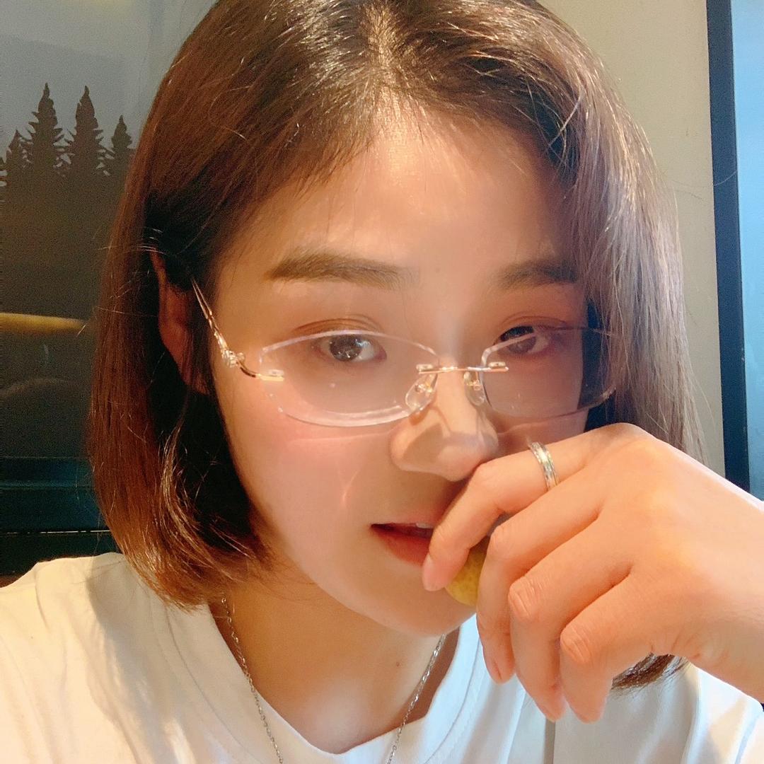 九月婷儿³²³
