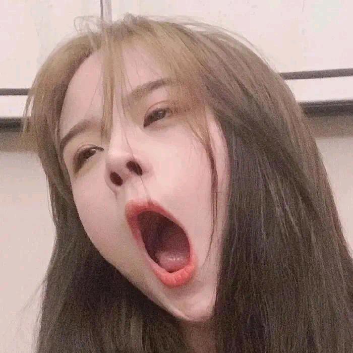 看见美女会流口水诶