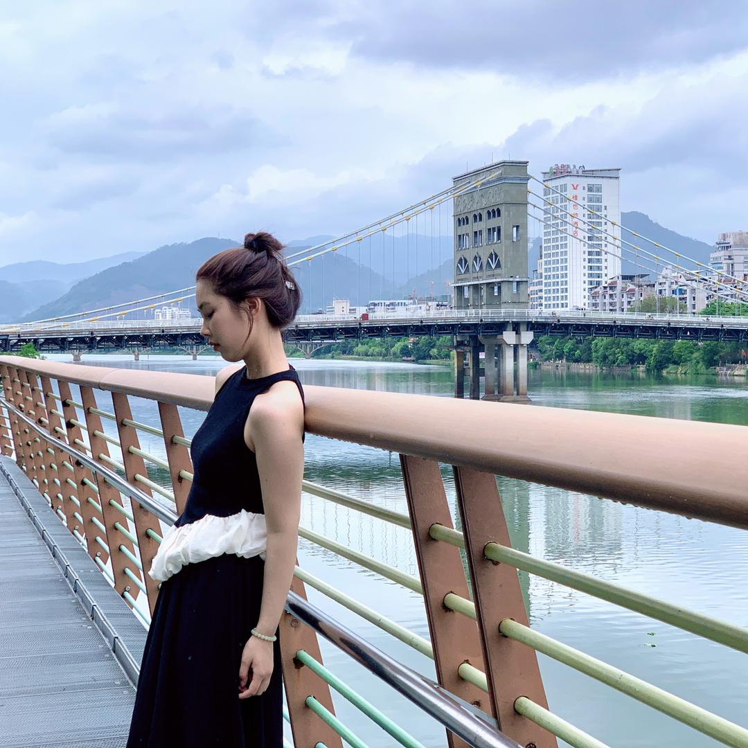 张一山女朋友