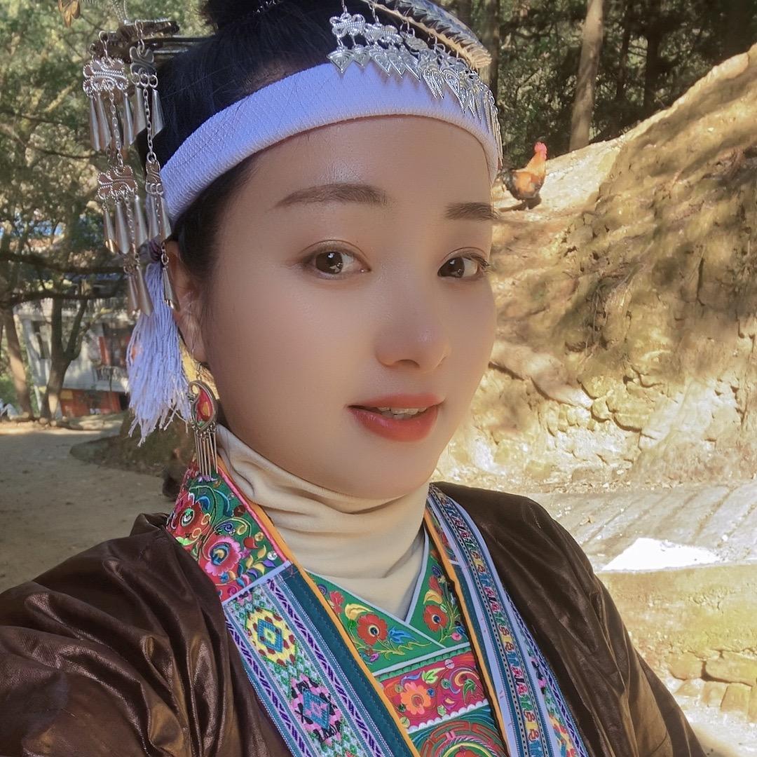 侗家圆圆（好物在橱窗）连赞拉黑