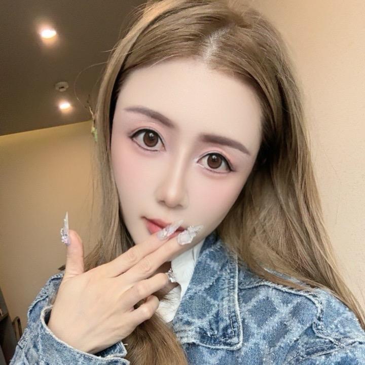 嗡 嘛尼 乏及里 吽