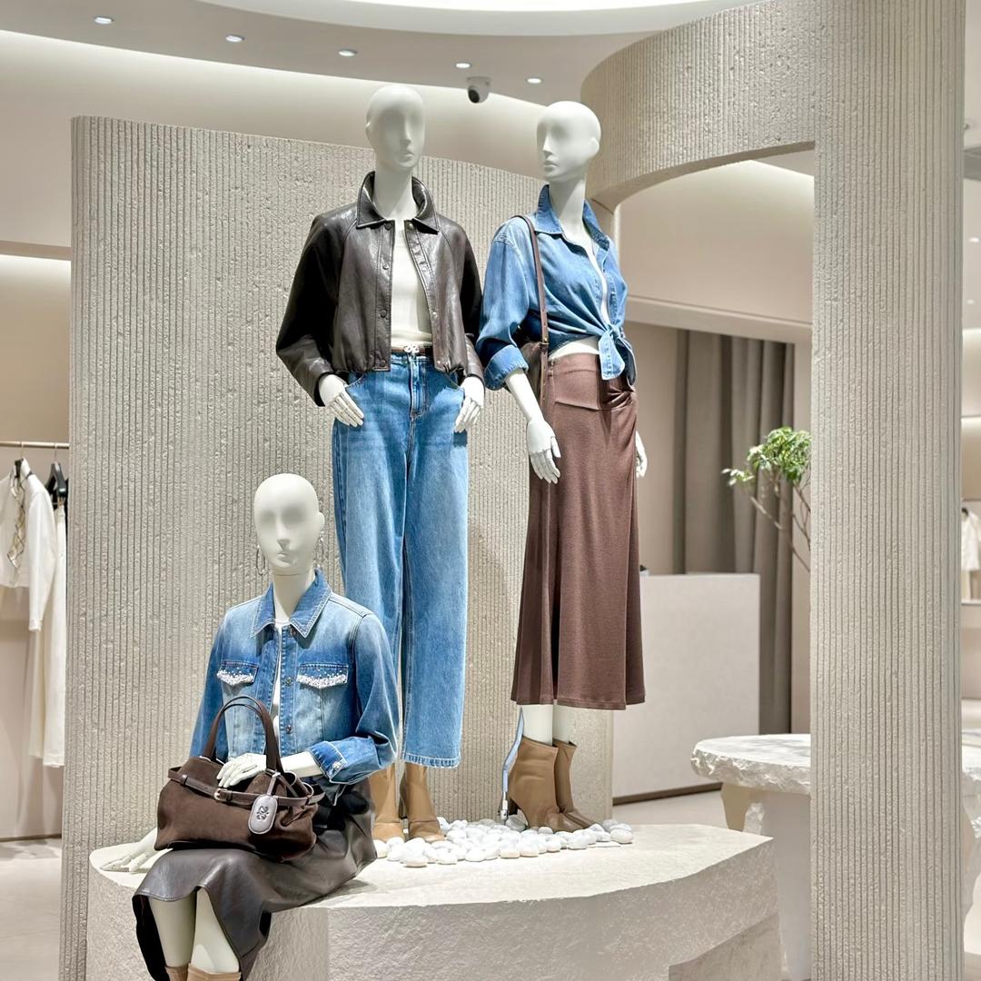 东大品牌服饰-商场专柜店