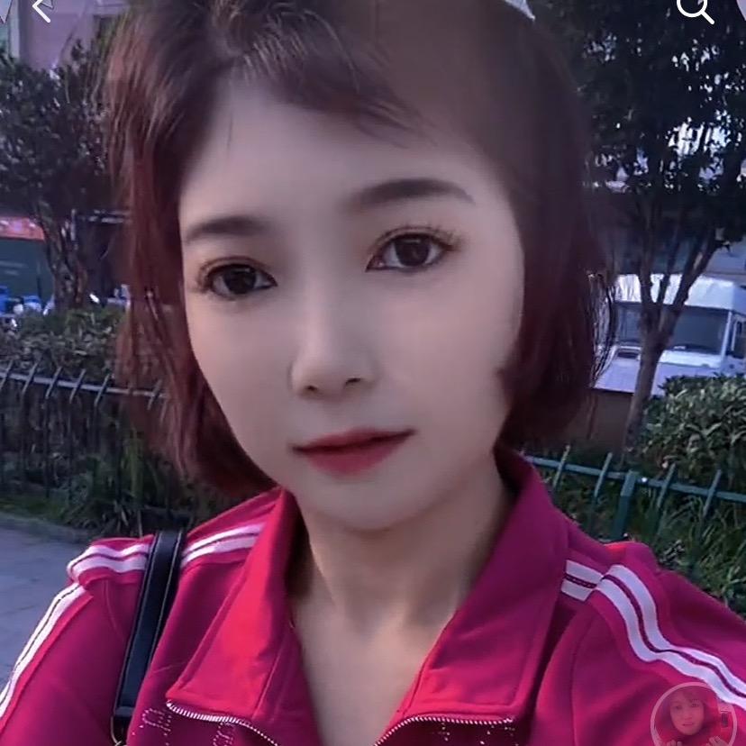 祝艾依运动套装杭州老市场二楼一通道069