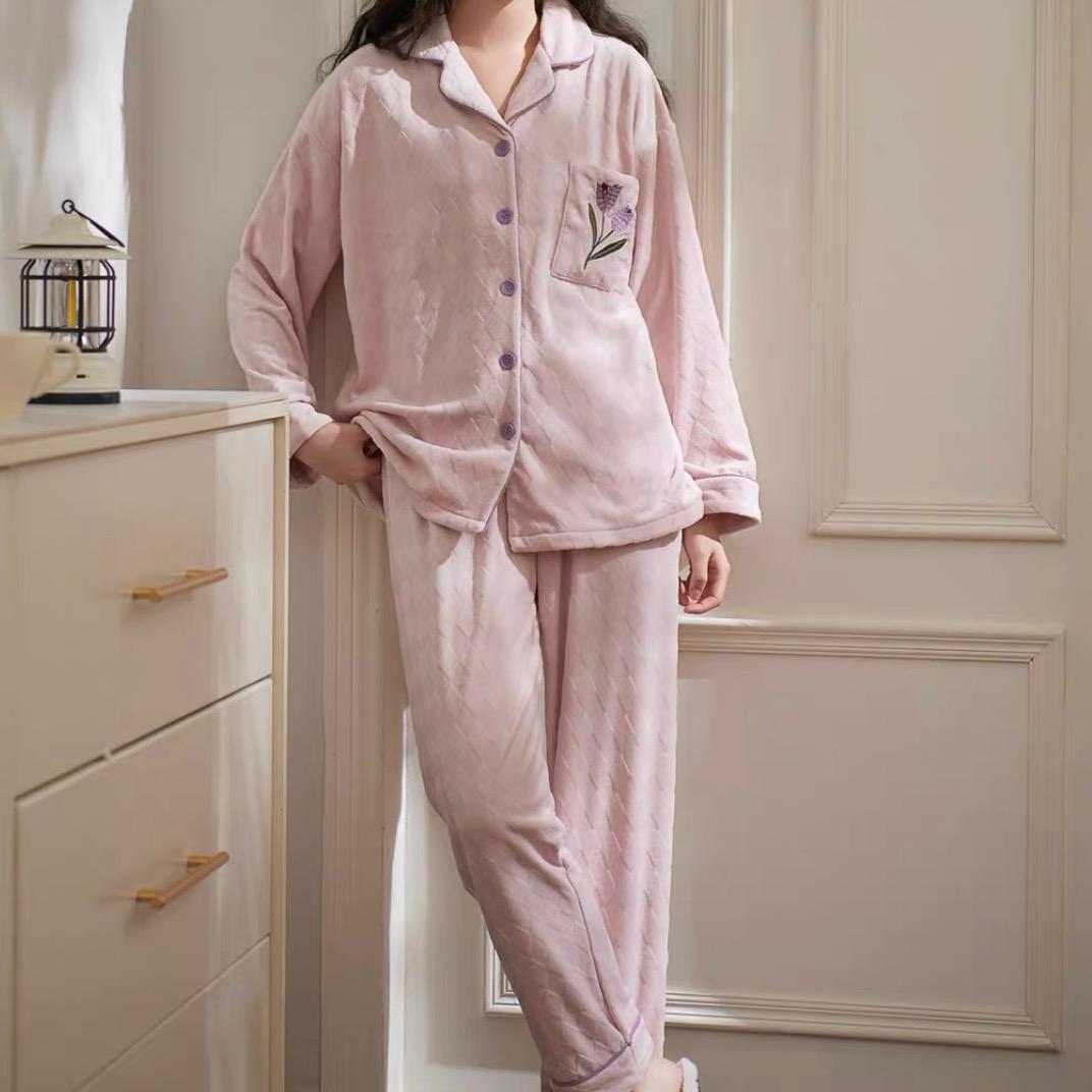 金灿灿的果实针织绒卖场