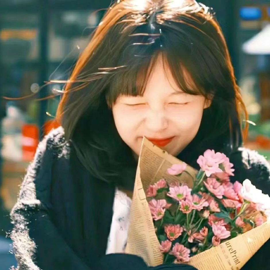 招财猫的小铃铛🎊