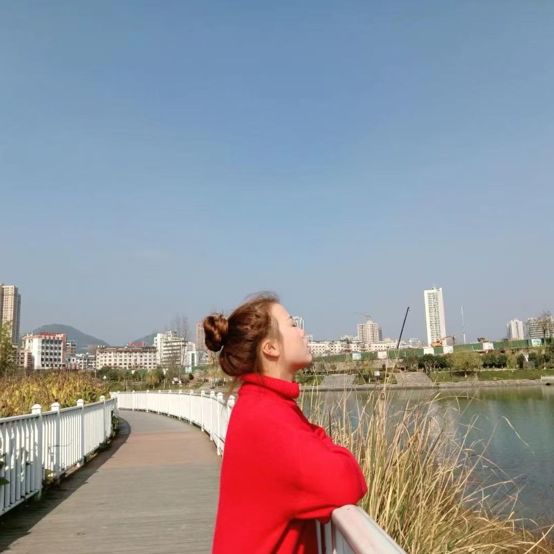 淤泥深处捡星星💫