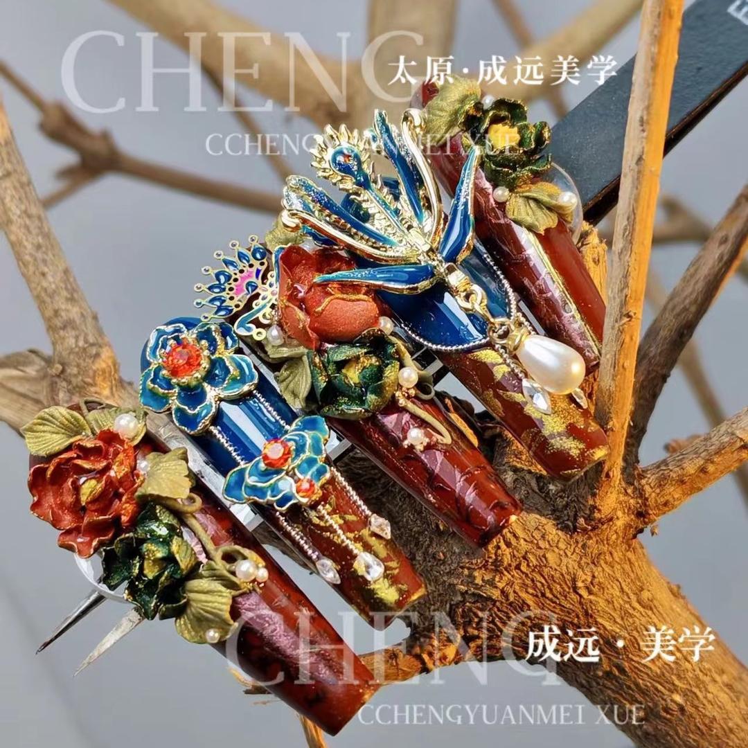 徐州分享美甲教学的杨老师