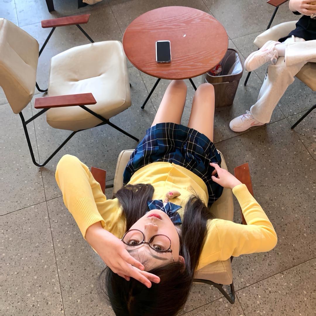 芒果粥煲虾给眼影吃