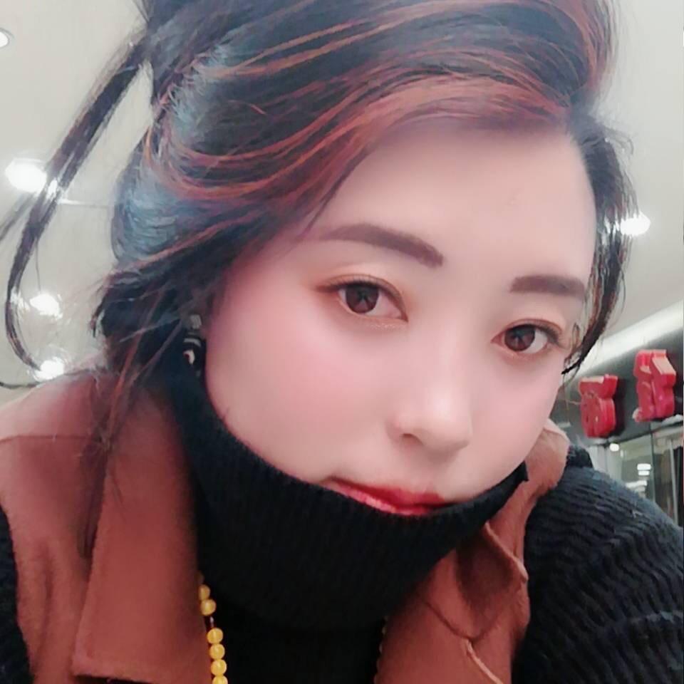 坚桑玛藏装旦增