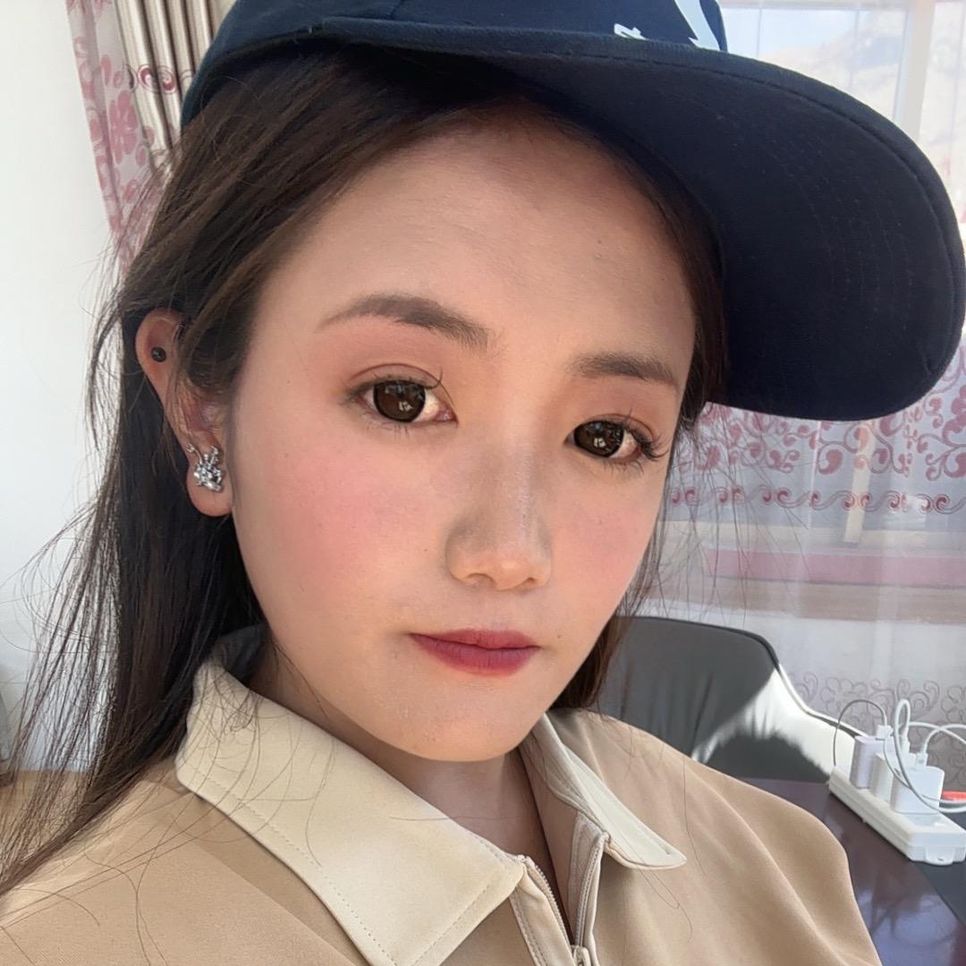仓决在拉萨干家政