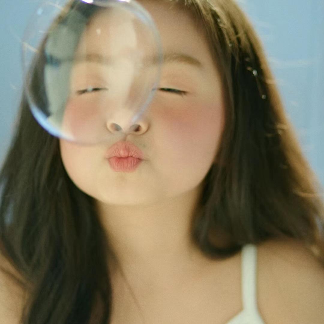 艾..