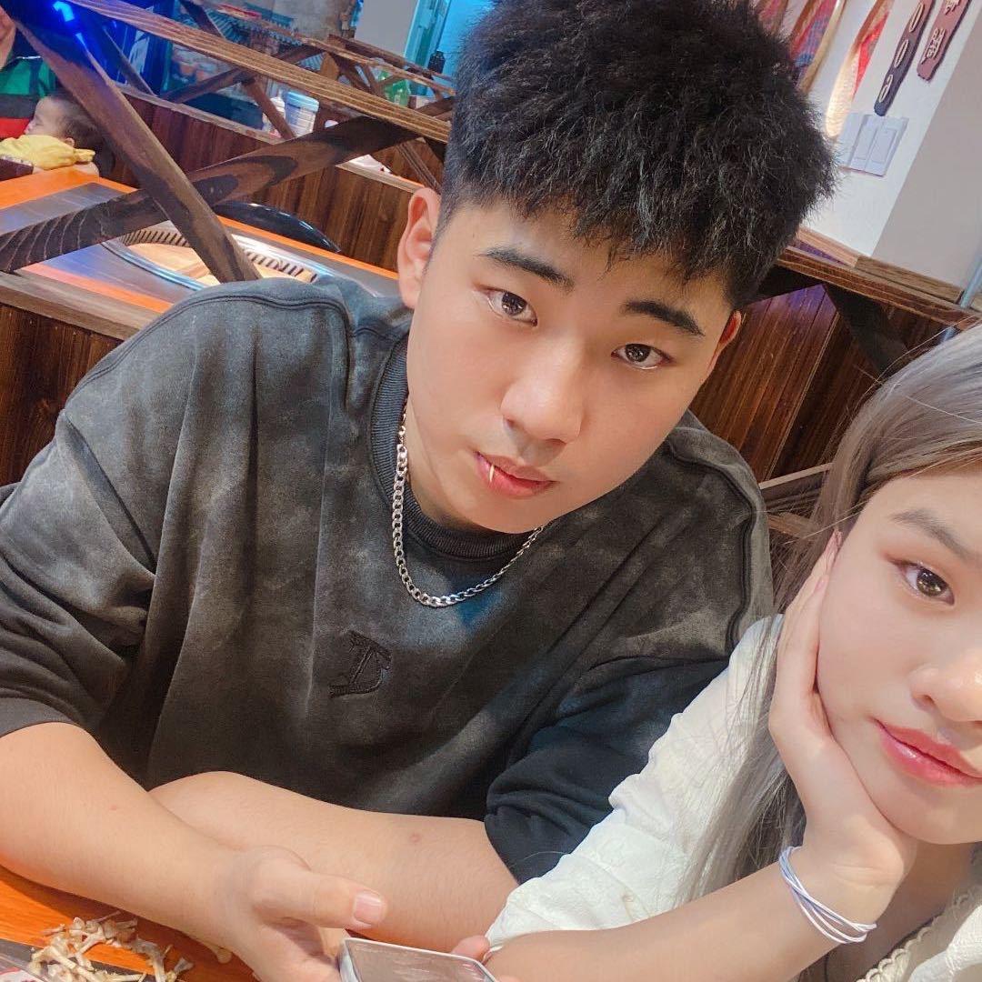 铁锅年代总部 姜善龙