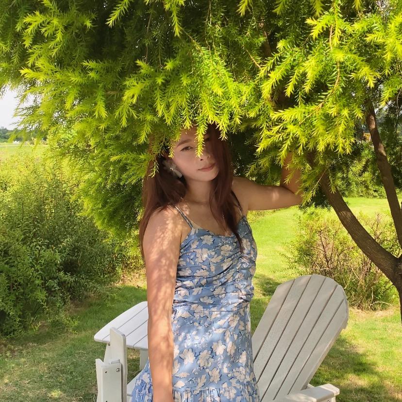 大眼邓小眼👀