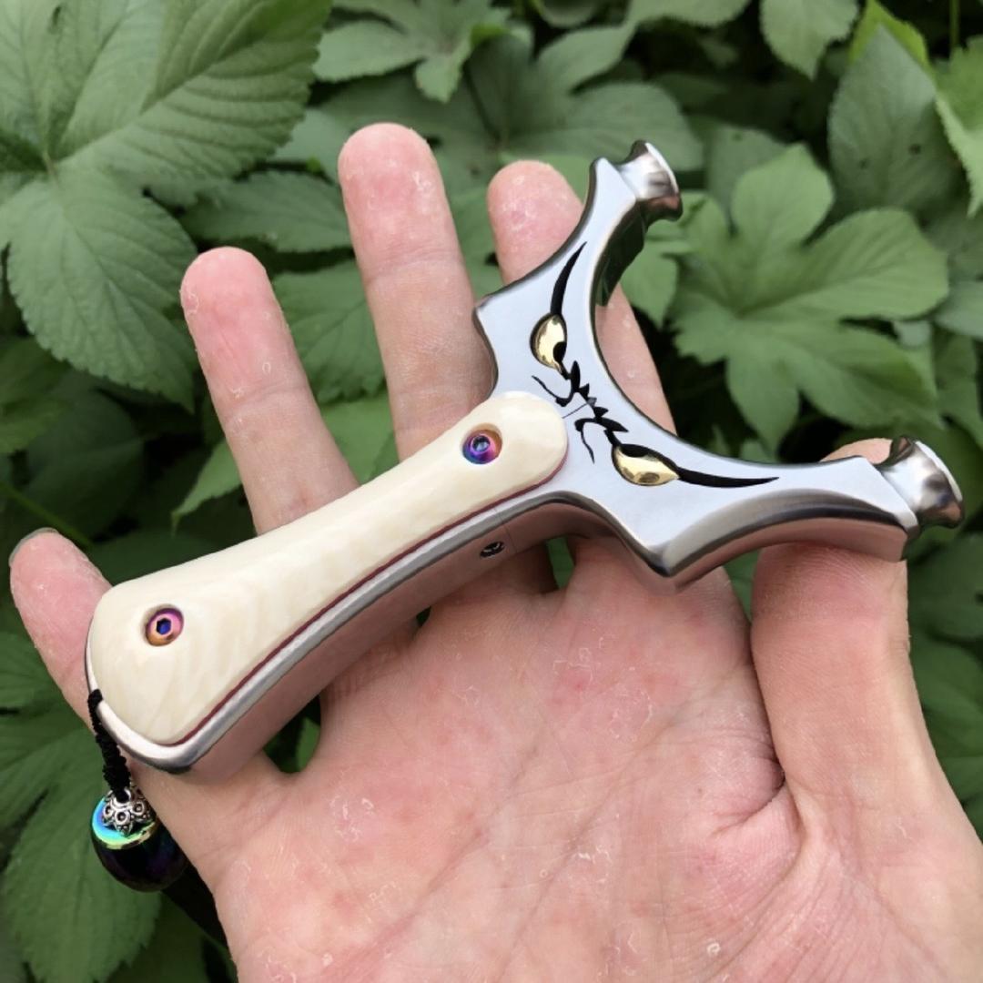 弓瑞瑾贸易有限公司