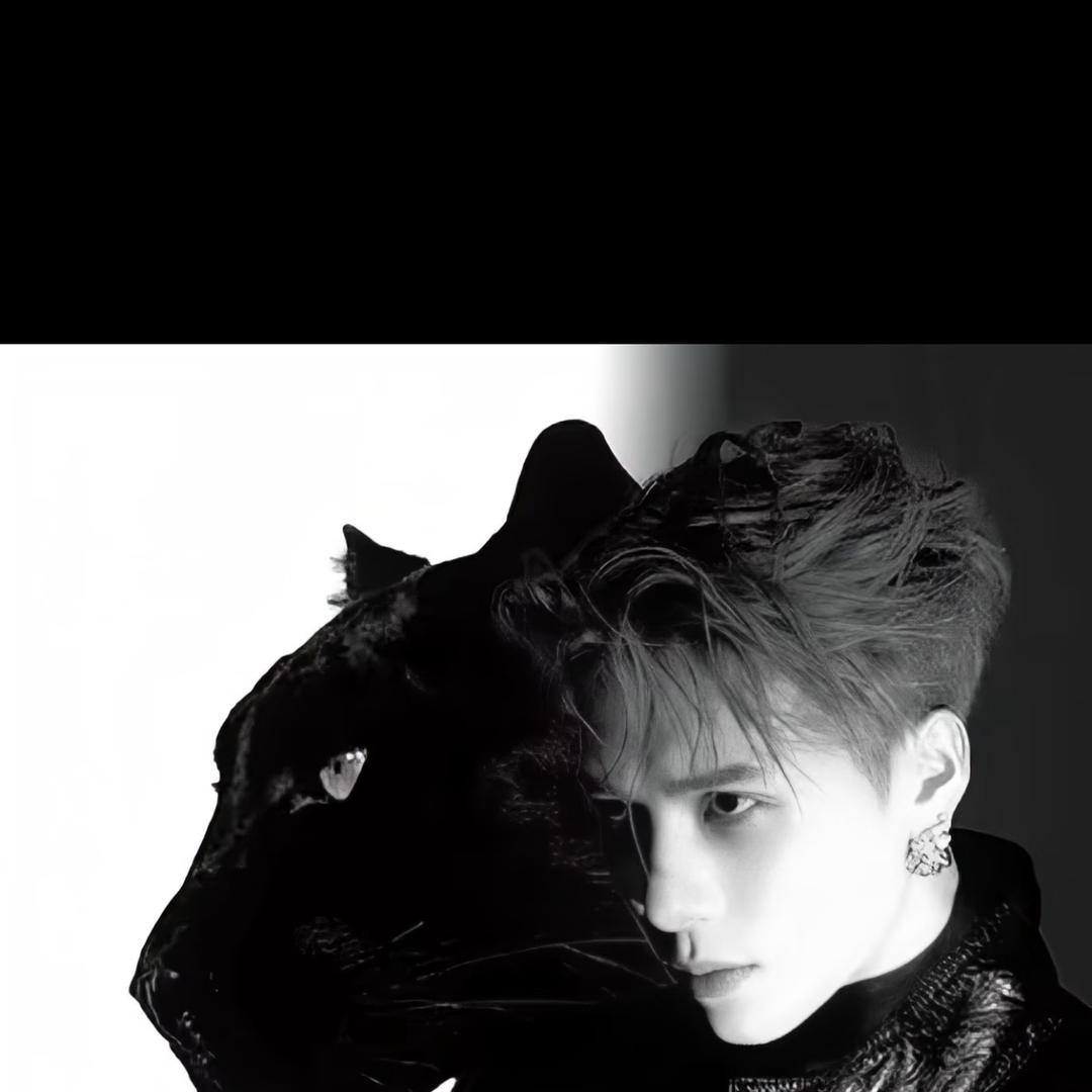 UM潮牌服装店铺