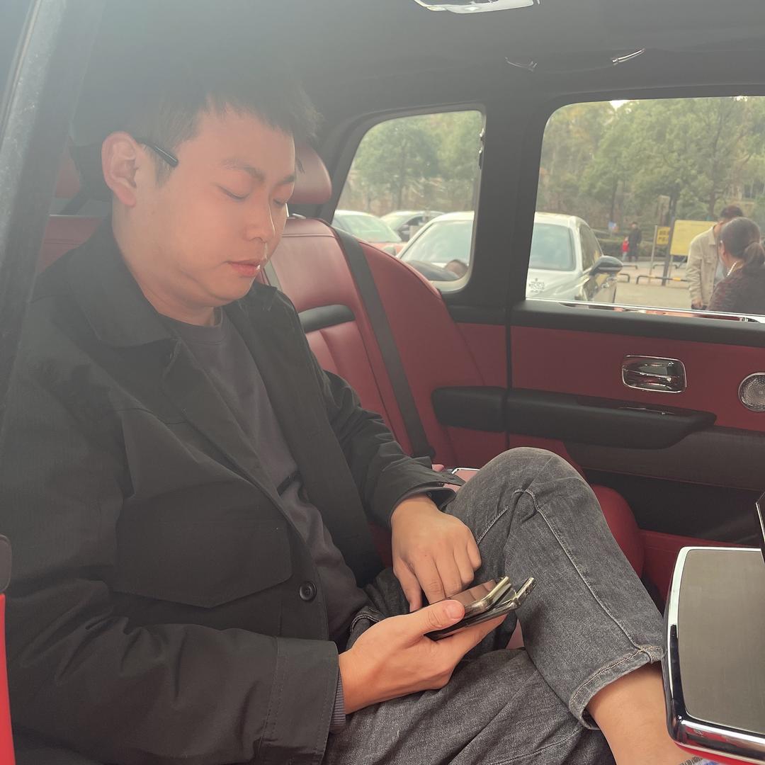 名大租车「刚哥」