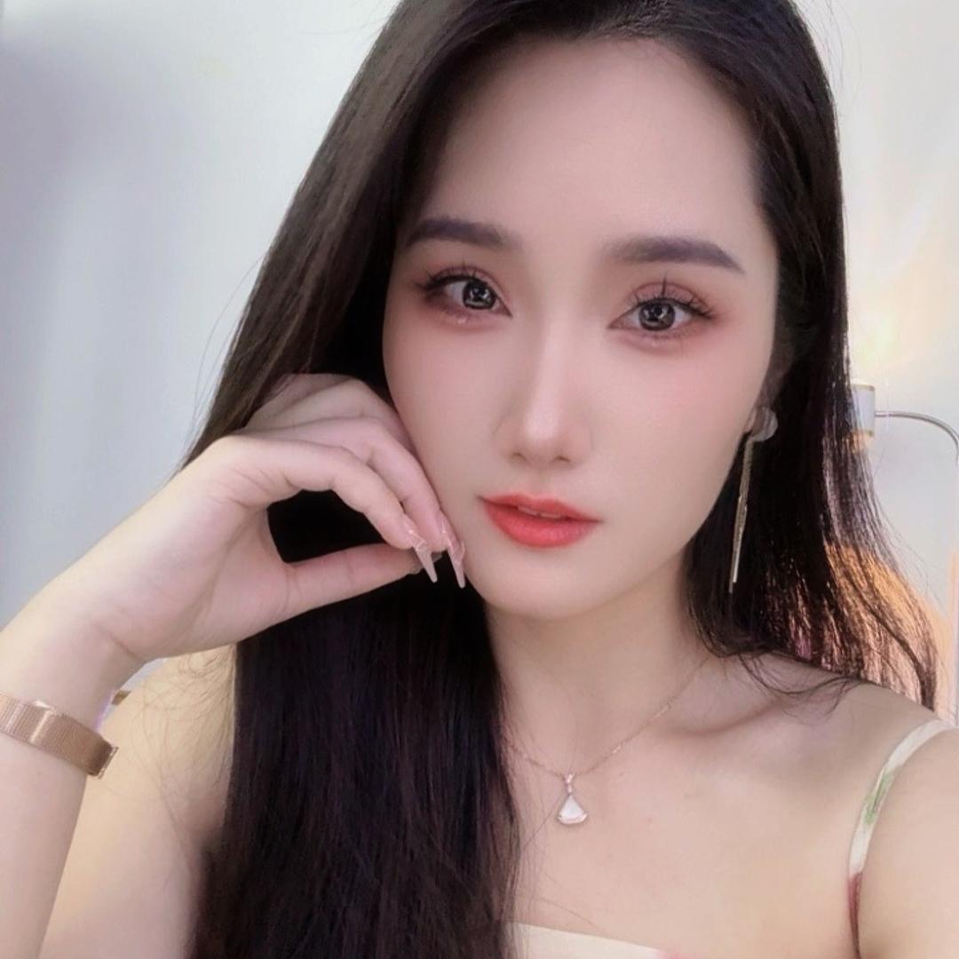 笑笑呀！