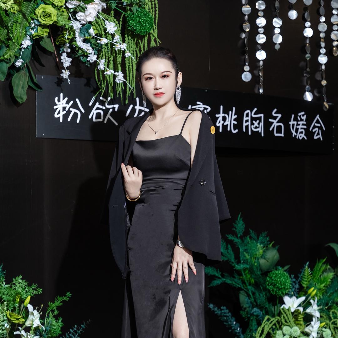 红哥～湖南益阳～乾聚美丽小铺
