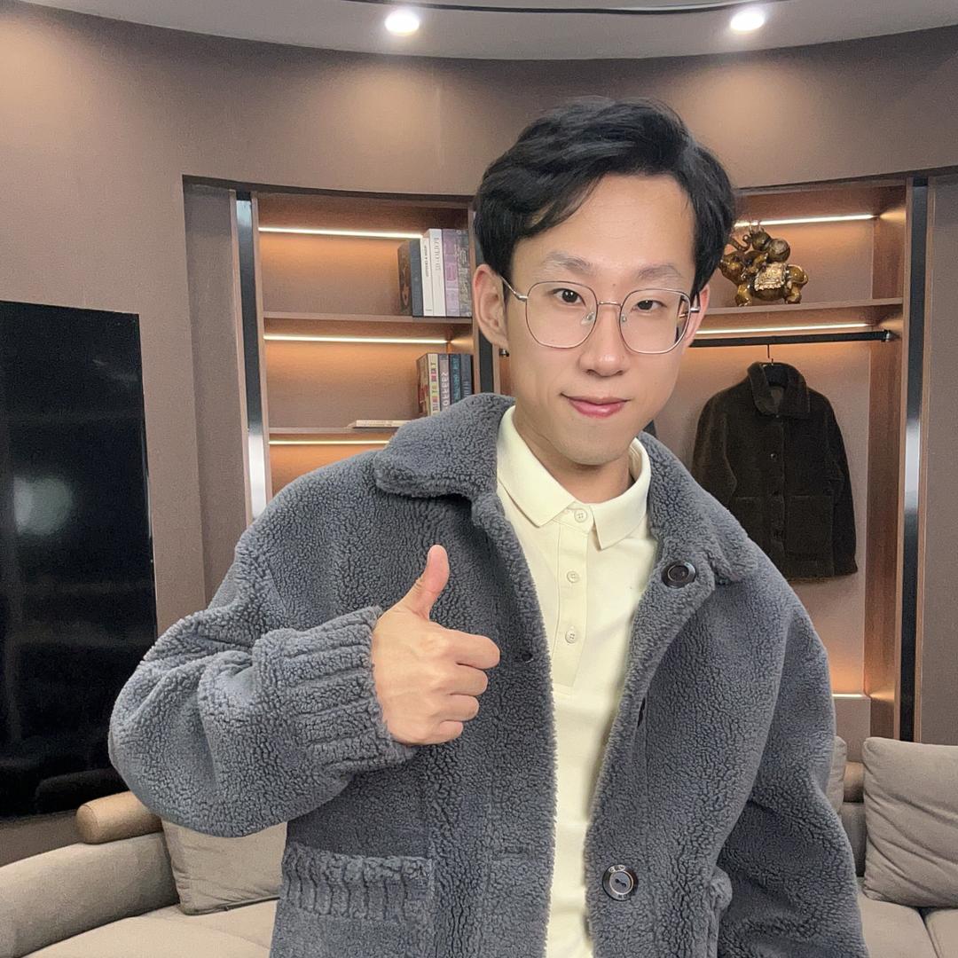 鑫澎服饰男装工厂店