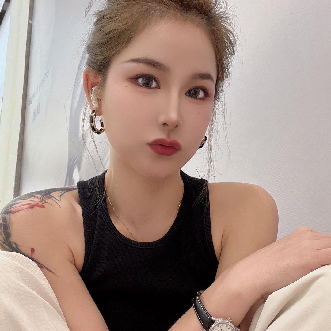 刘燕燕女装