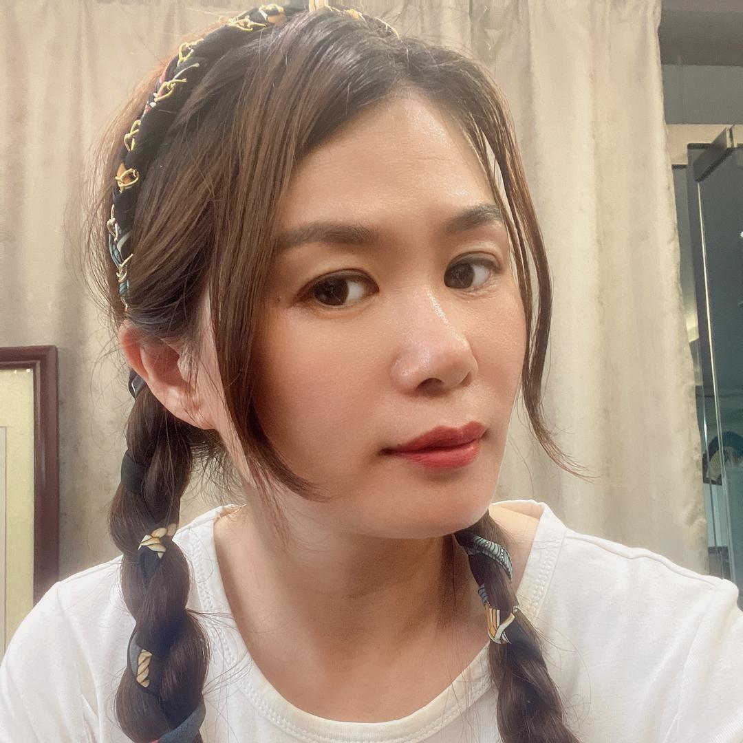 拉风的菇凉～～