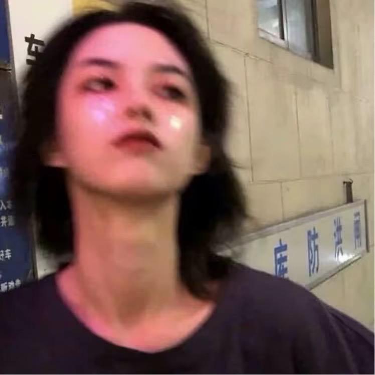 A李