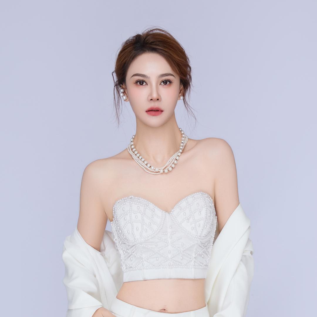 安安爱美丽
