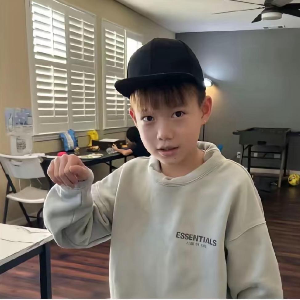 .小 小張