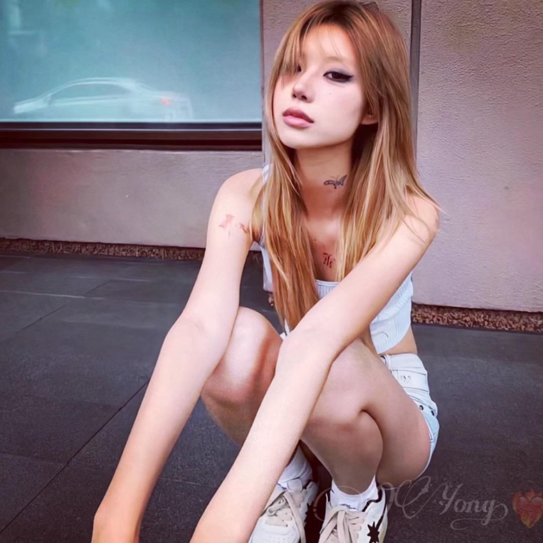 小小艳