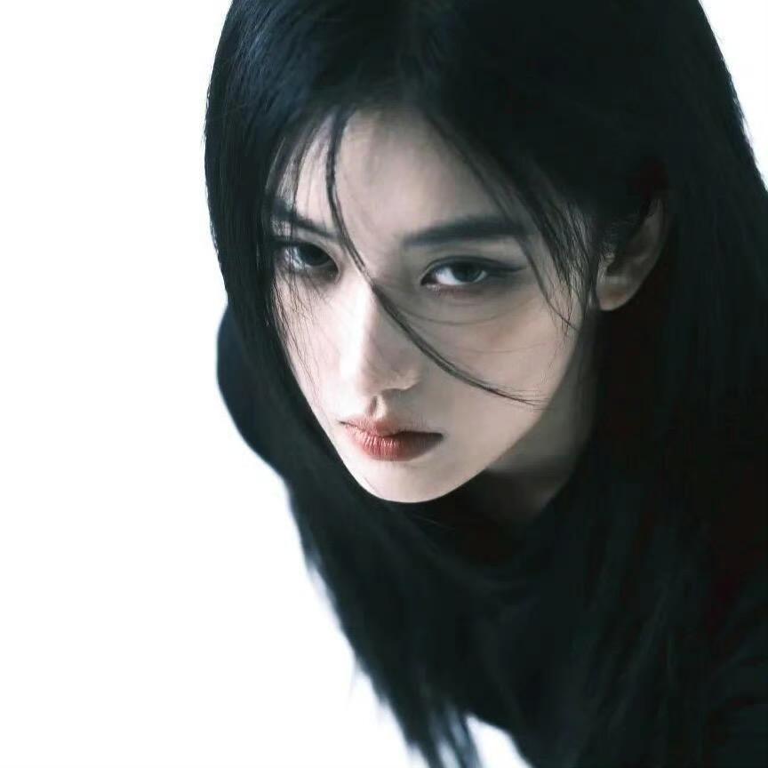 YAN 妍豆子