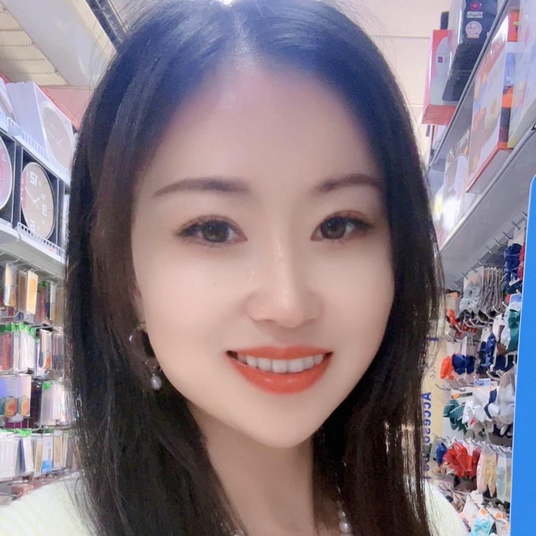 阿琴在西班牙