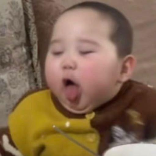 小小脑袋大大疑惑🫥