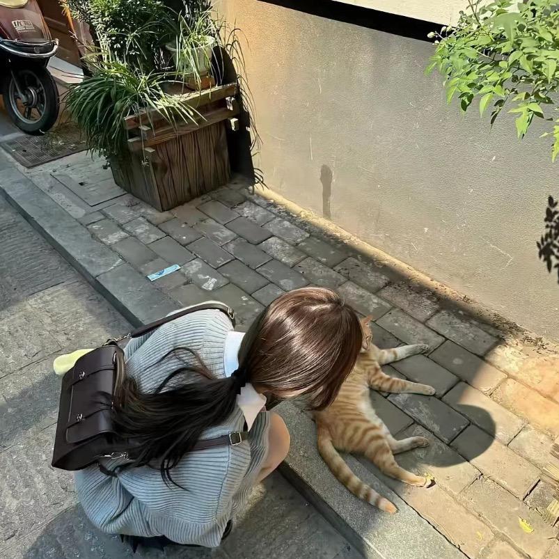 悦悦家精选女装店
