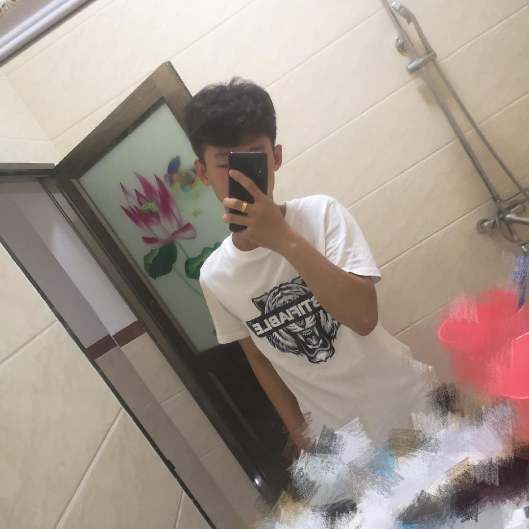 那个男孩-