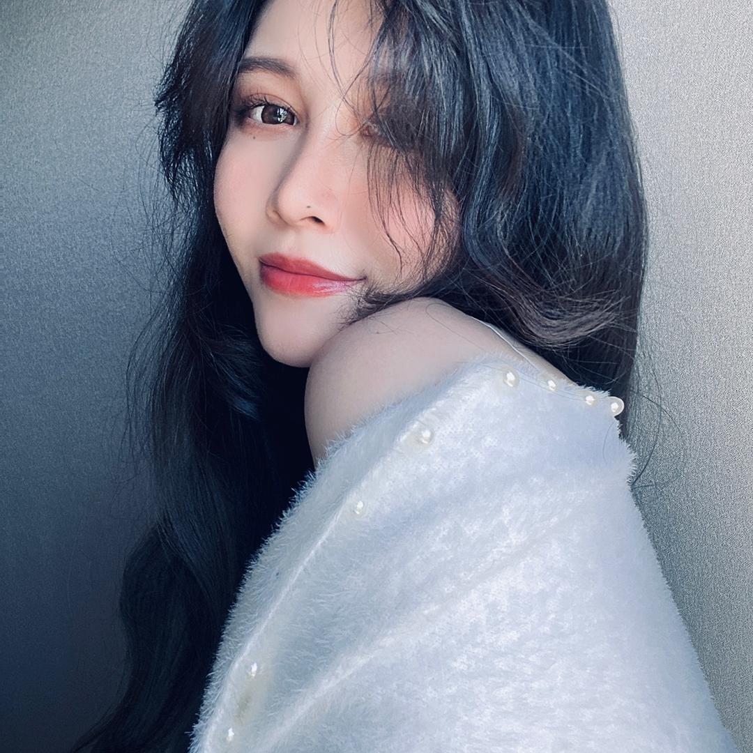 后台女友