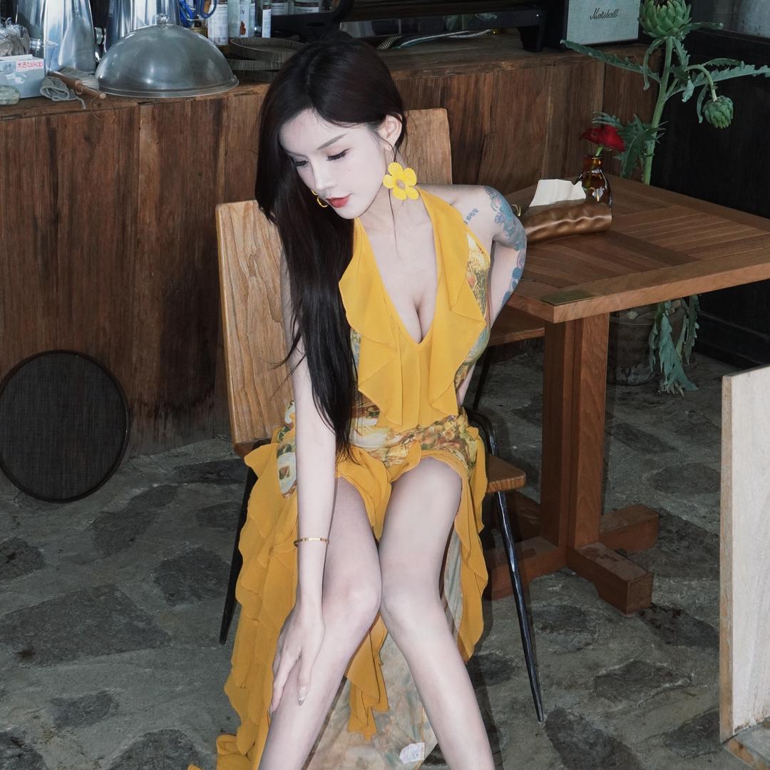 一名女神经呀