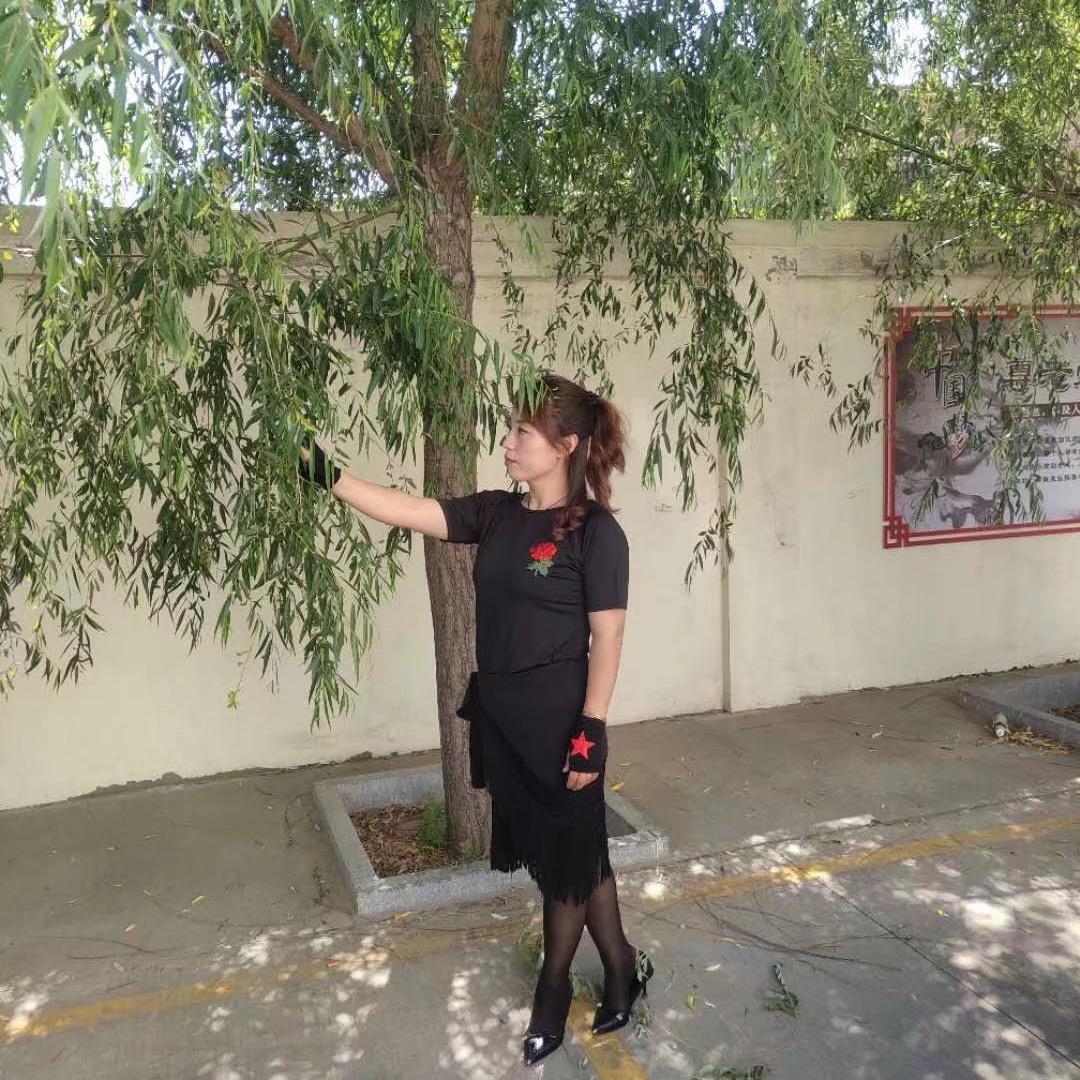 默默无语