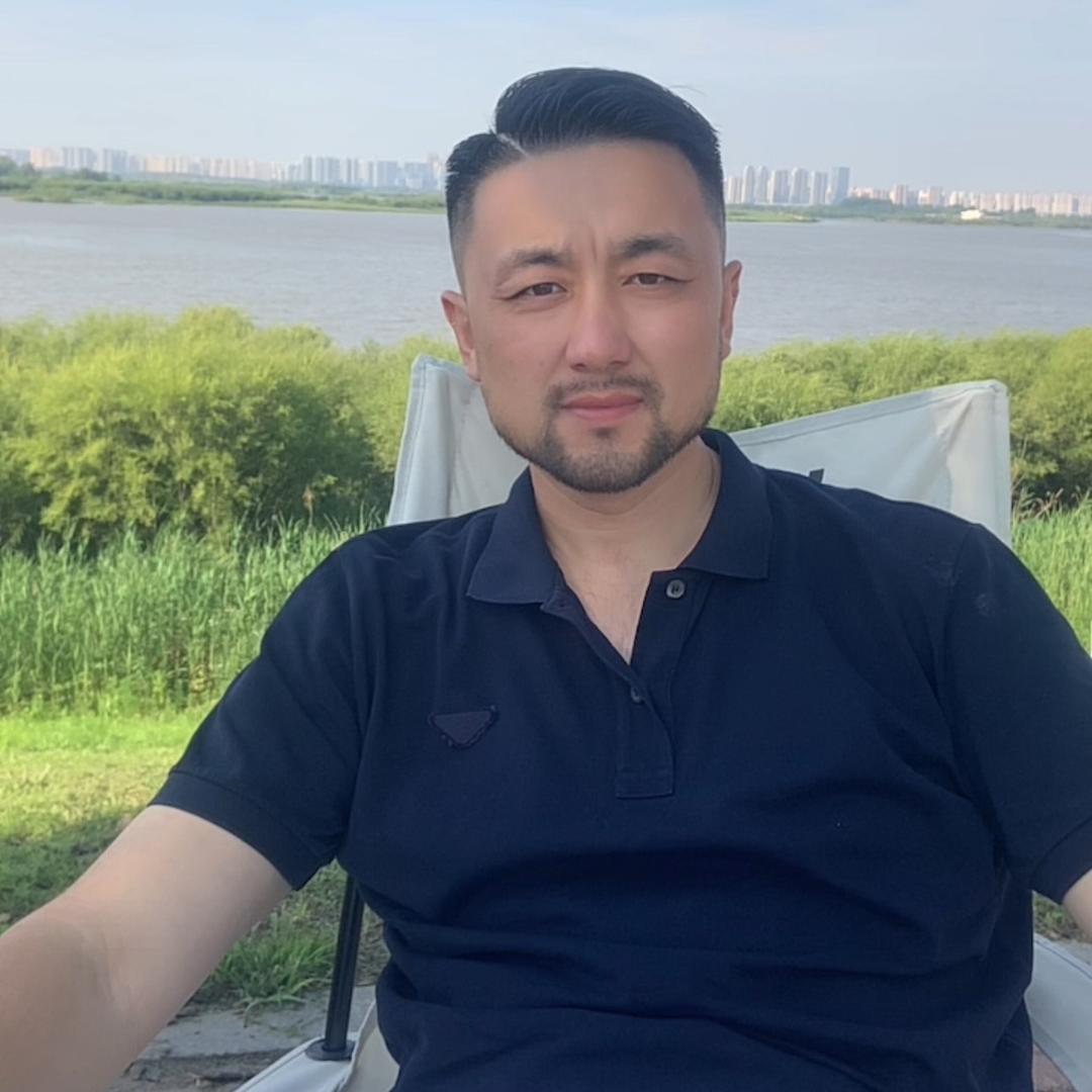 李先生🧍‍♂️