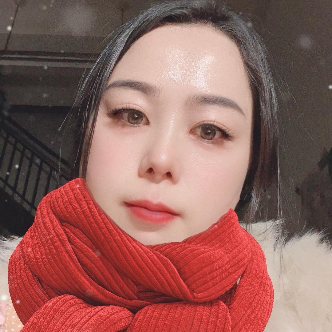 (˘❥˘)半颗ˊ✌︎˶╹ꇴ╹˶✌︎˶🍭