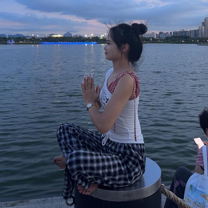 鸿志壹