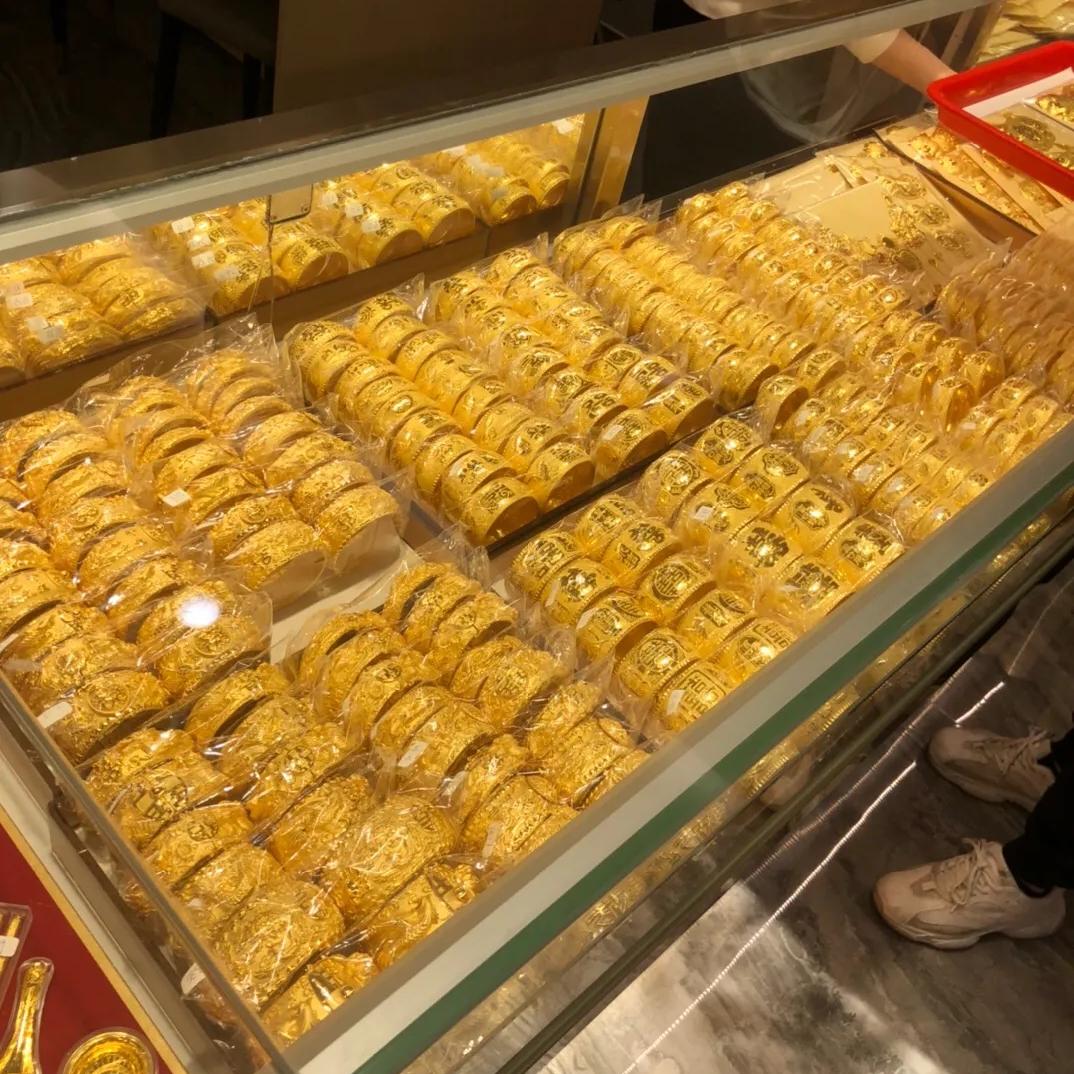 辰辰深圳水贝黄金珠宝猎人