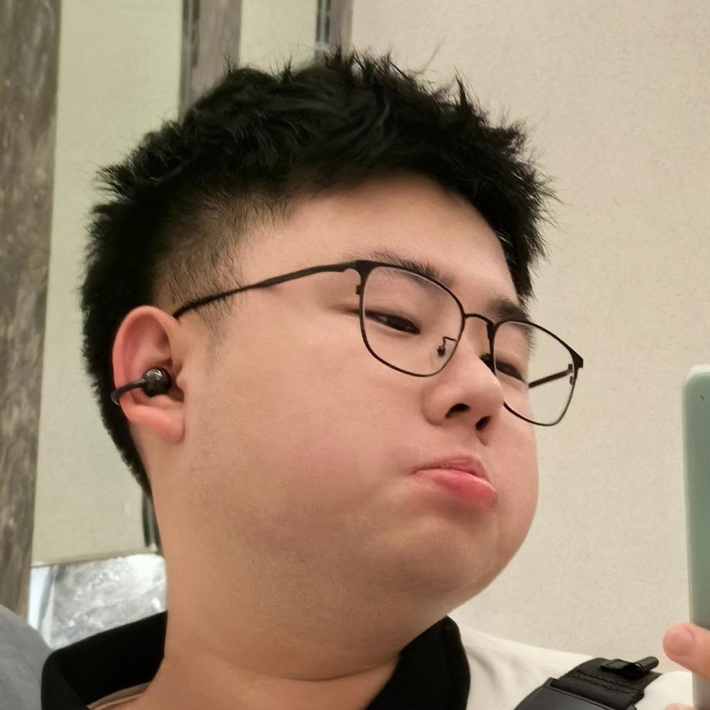 张张是个大馋猪