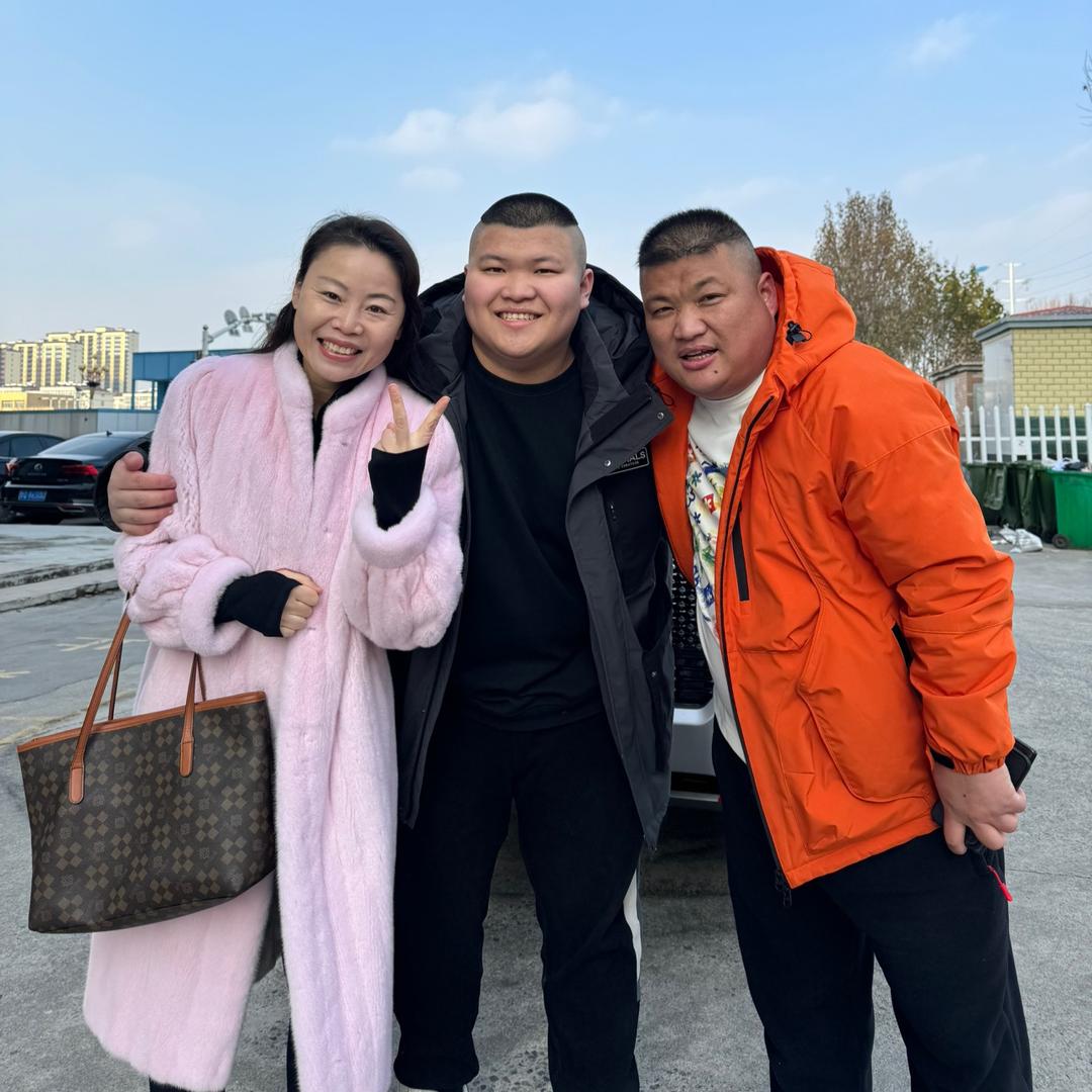 草帽姐大儿李烁烁