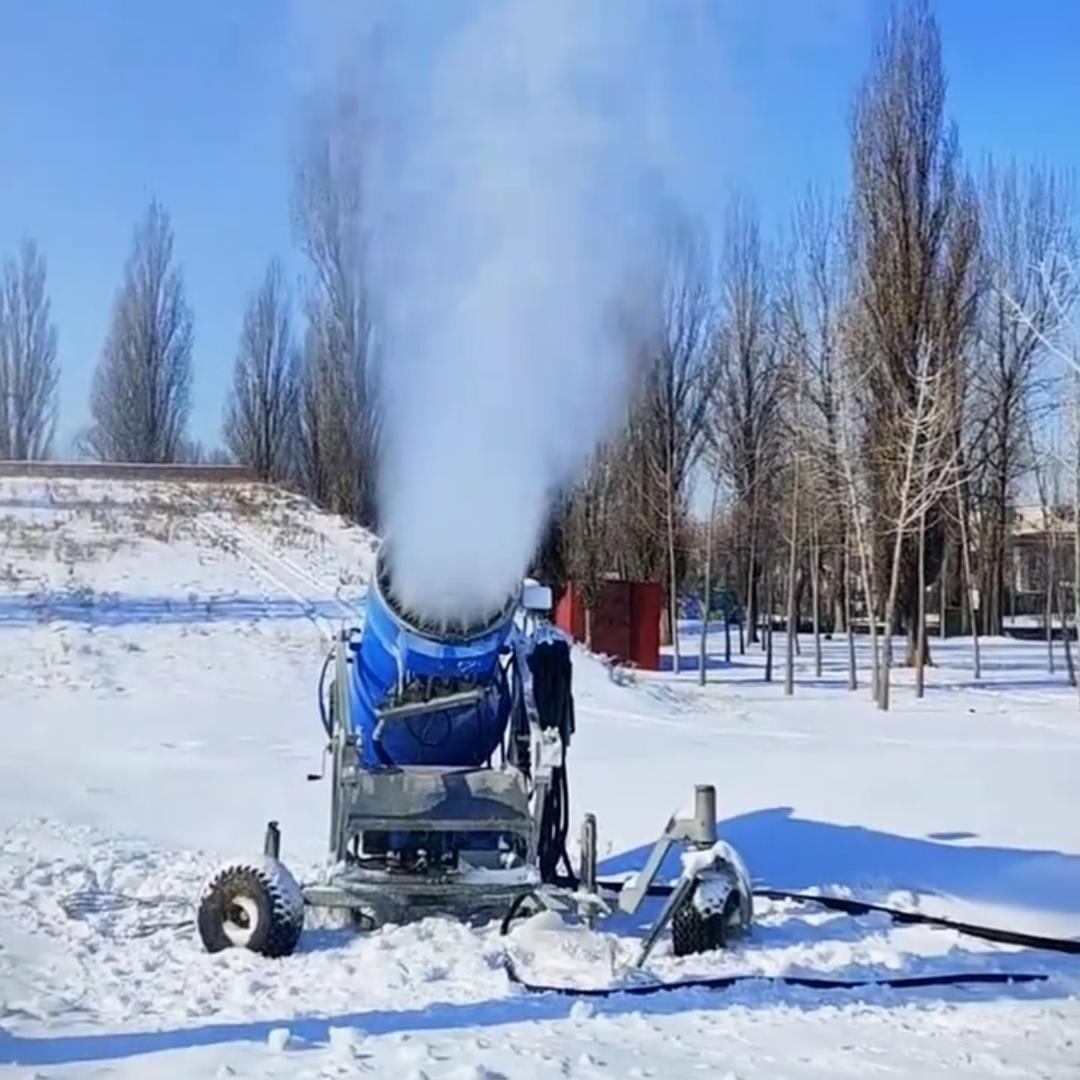 四季文旅-造雪机冰雪乐园游乐设备