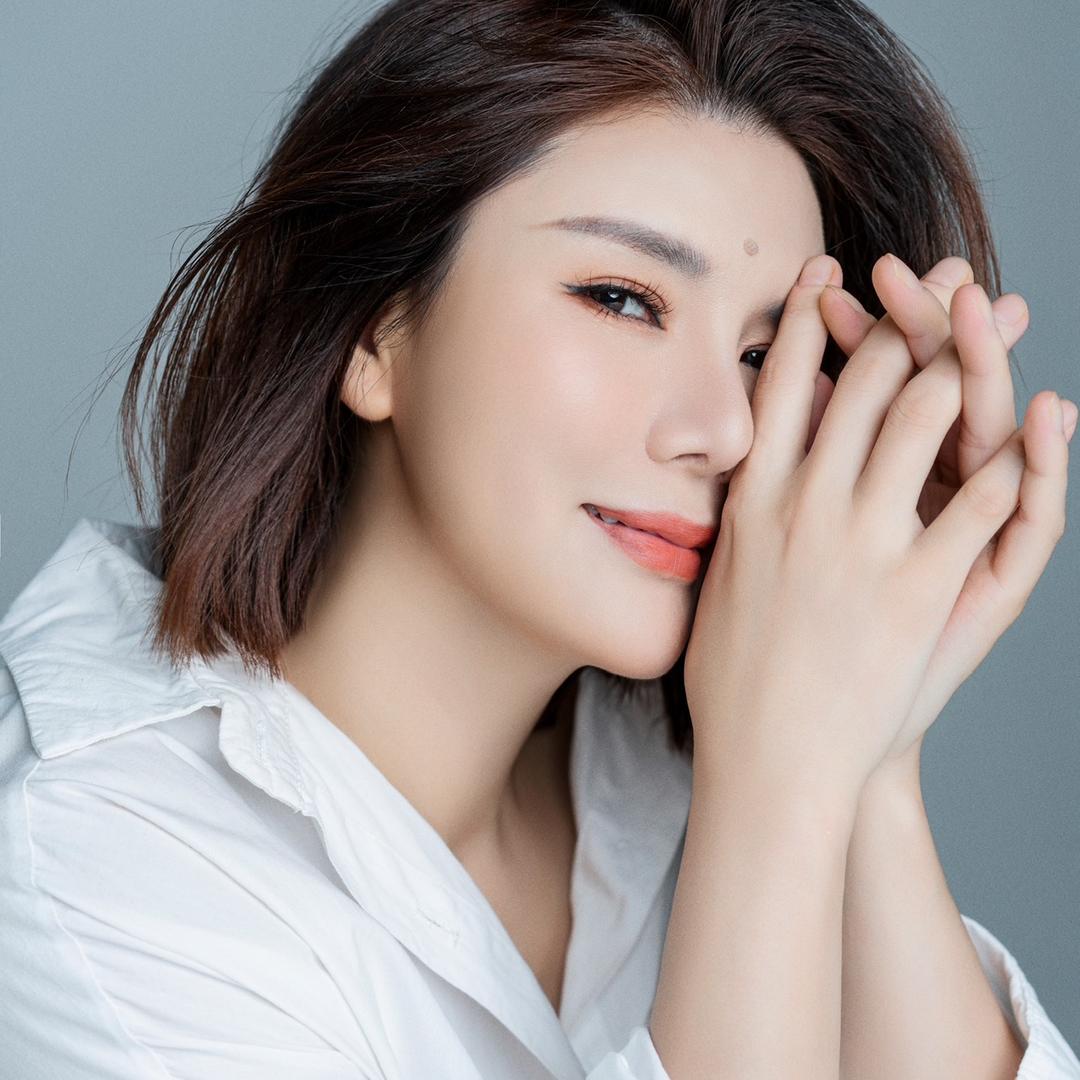 三胞胎玉姐夫妇-康艾美创始人