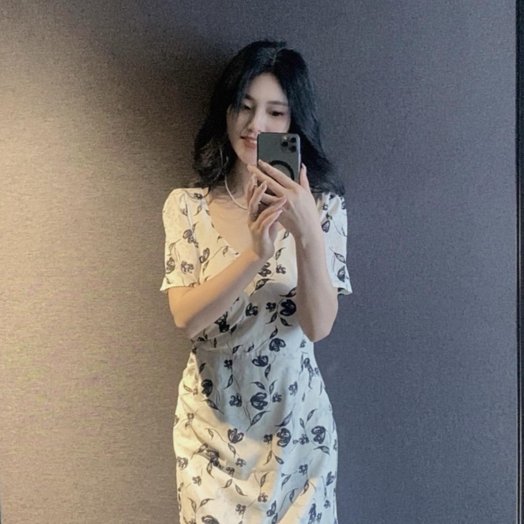 我是余小鱼