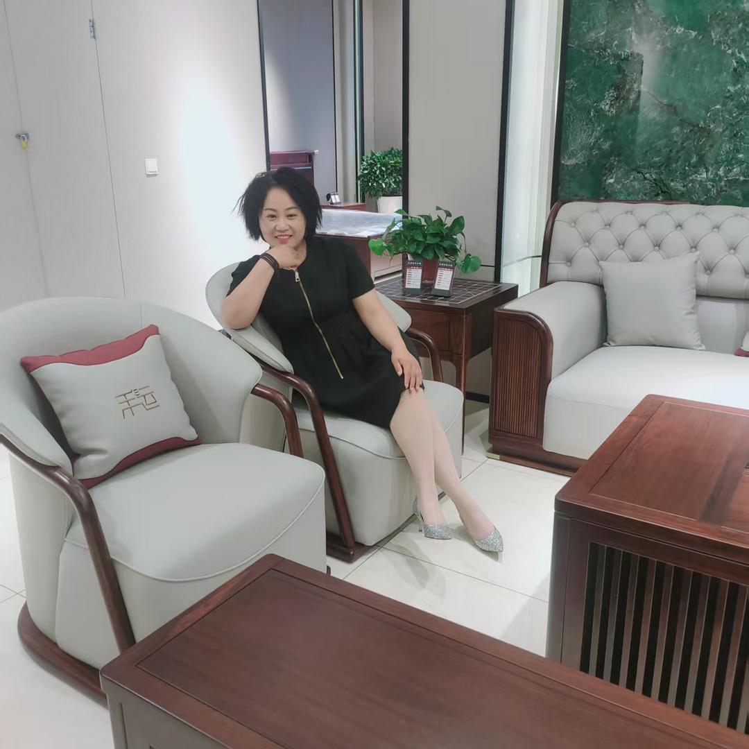 元源缘红木        刘红红