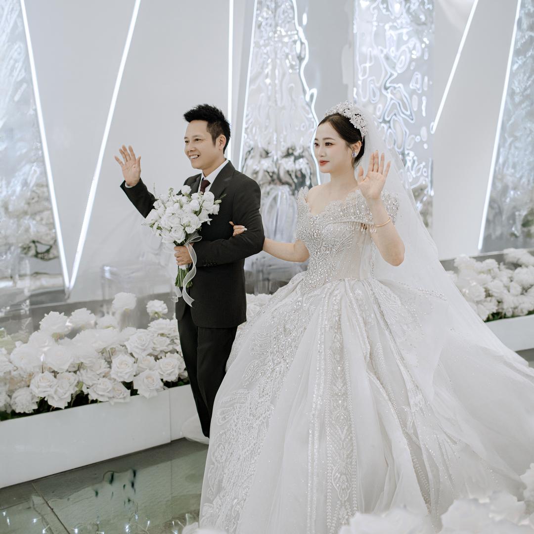 托尼（艺美形象工作室）